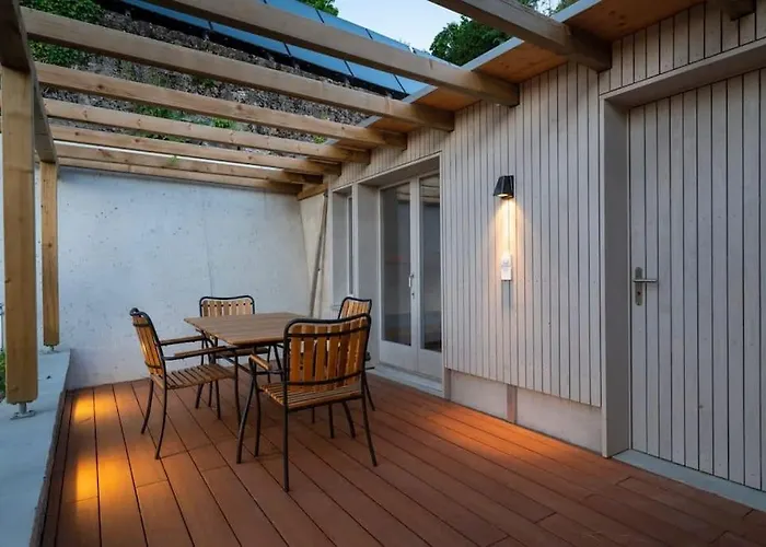 Contemporary Penthouse With Cinema And Breath-taking Lakeview Lausana