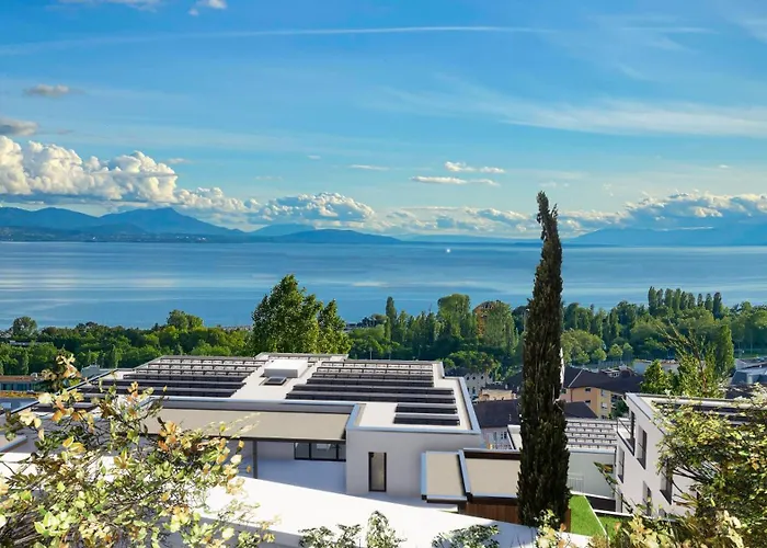 Apartment Contemporary Penthouse With Cinema And Breath-taking Lakeview