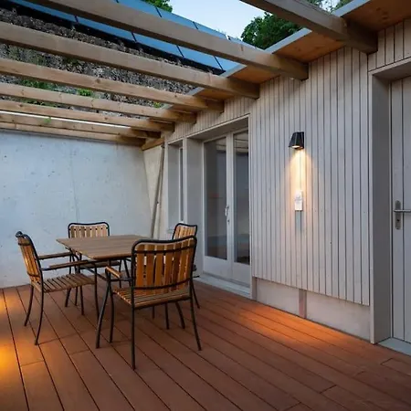 Contemporary Penthouse With Cinema And Breath-taking Lakeview לוזאן