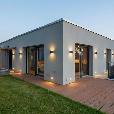 Contemporary Penthouse With Cinema And Breath-taking Lakeview לוזאן