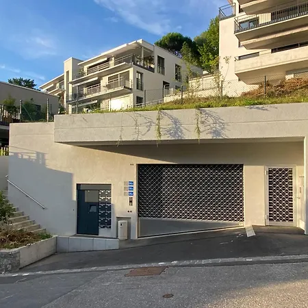 דירה Contemporary Penthouse With Cinema And Breath-taking Lakeview *